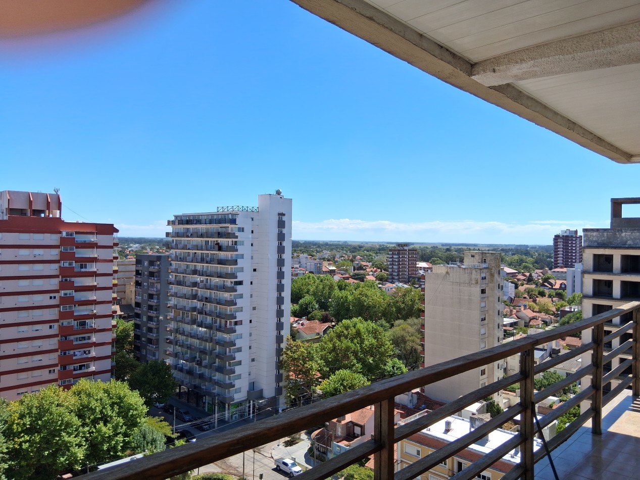 VENTA DEPARTAMENTO DE 3 AMBIENTES CON COCHERA