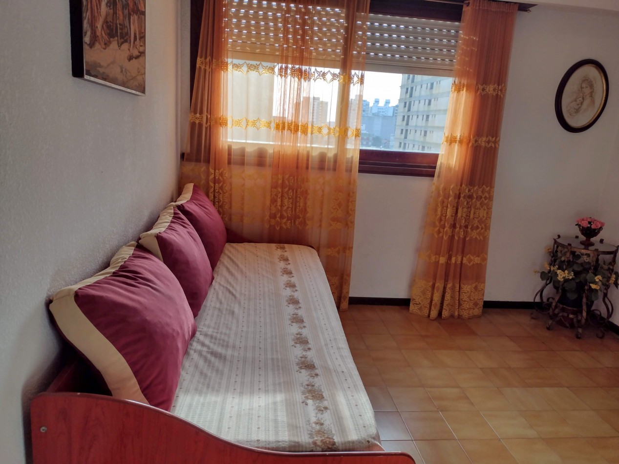 VENTA DEPARTAMENTO DE 4 AMBIENTES CON COCHERA 