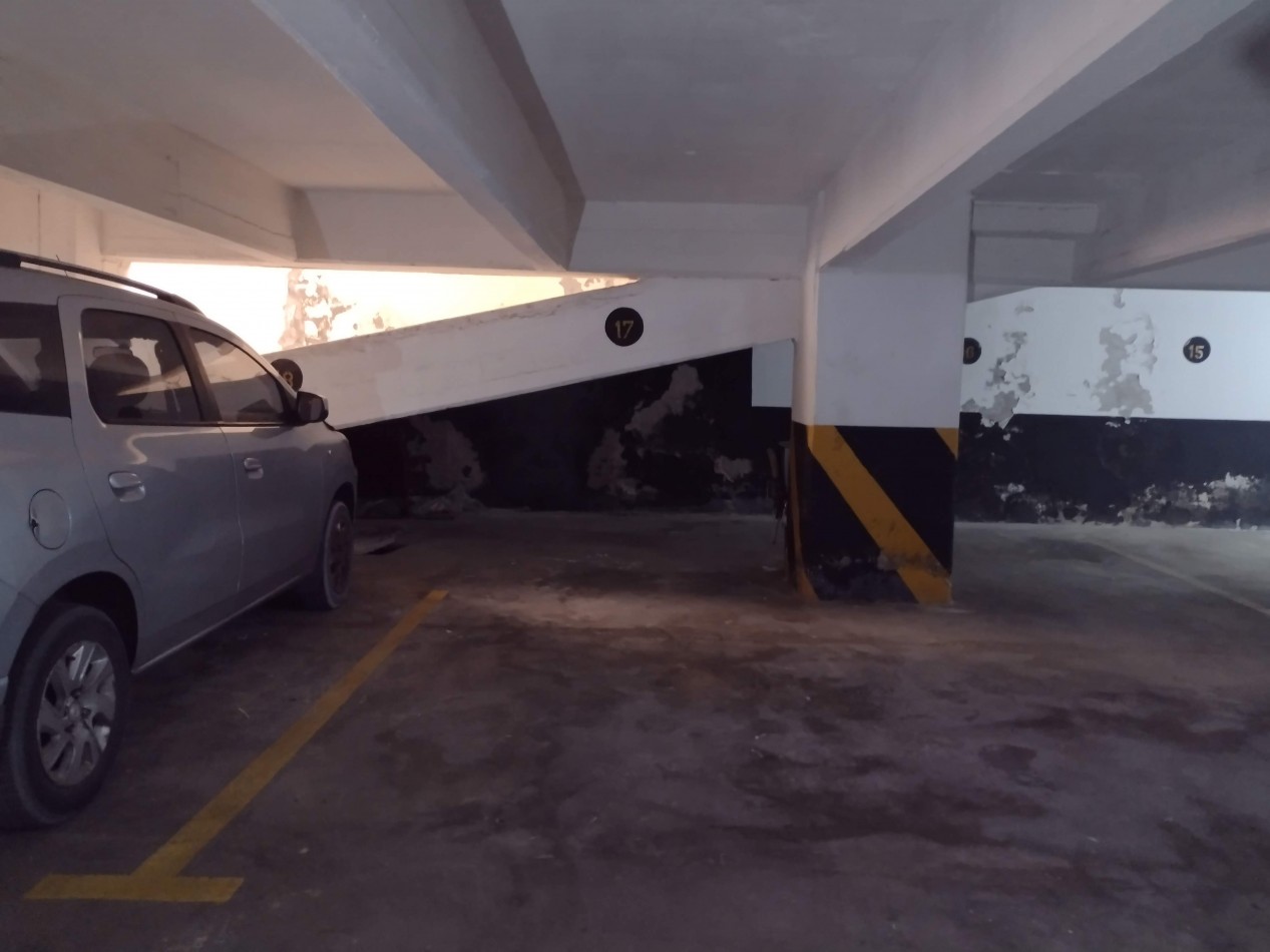 VENTA DE COCHERA ZONA 1 