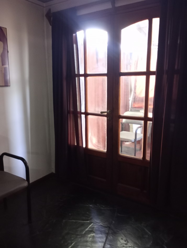VENTA DE CASA DE 3 AMBIENTES ZONA 2