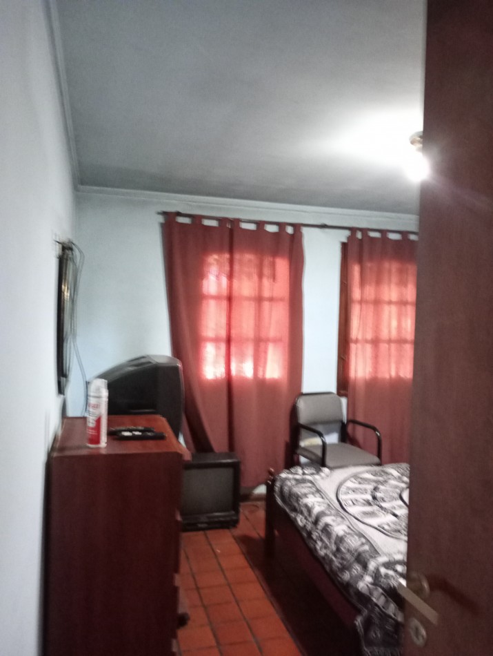 VENTA DE CASA DE 3 AMBIENTES ZONA 2