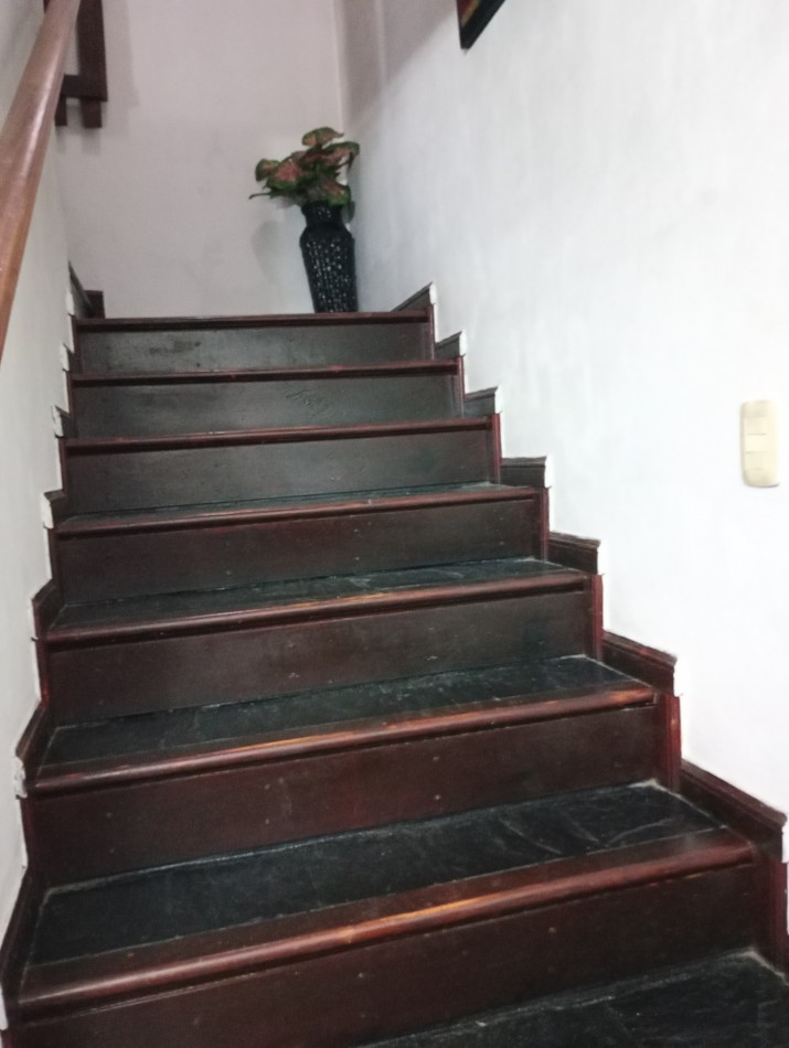 VENTA DE CASA DE 3 AMBIENTES ZONA 2
