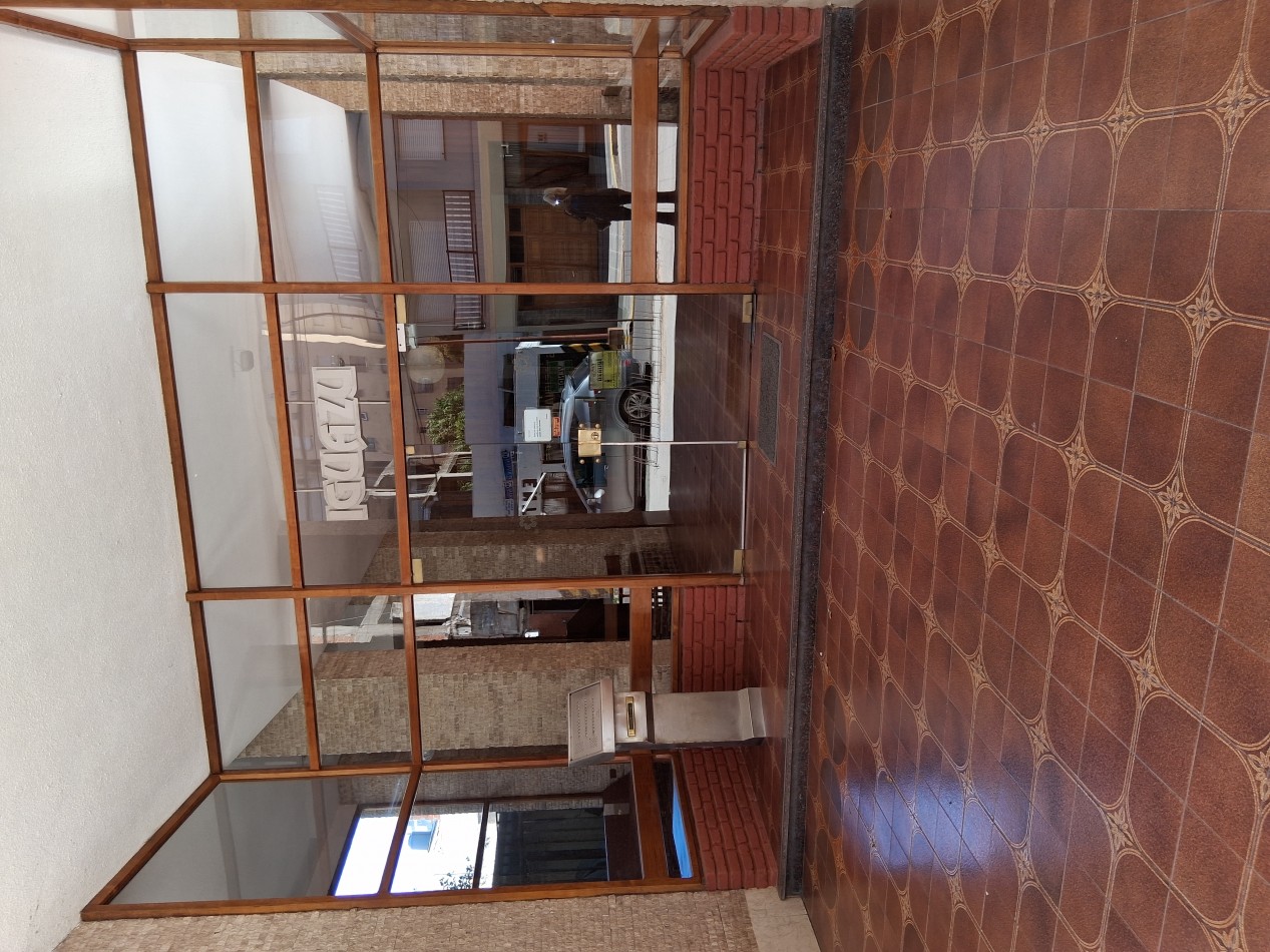 Se alquila departamento de 3 ambientes 