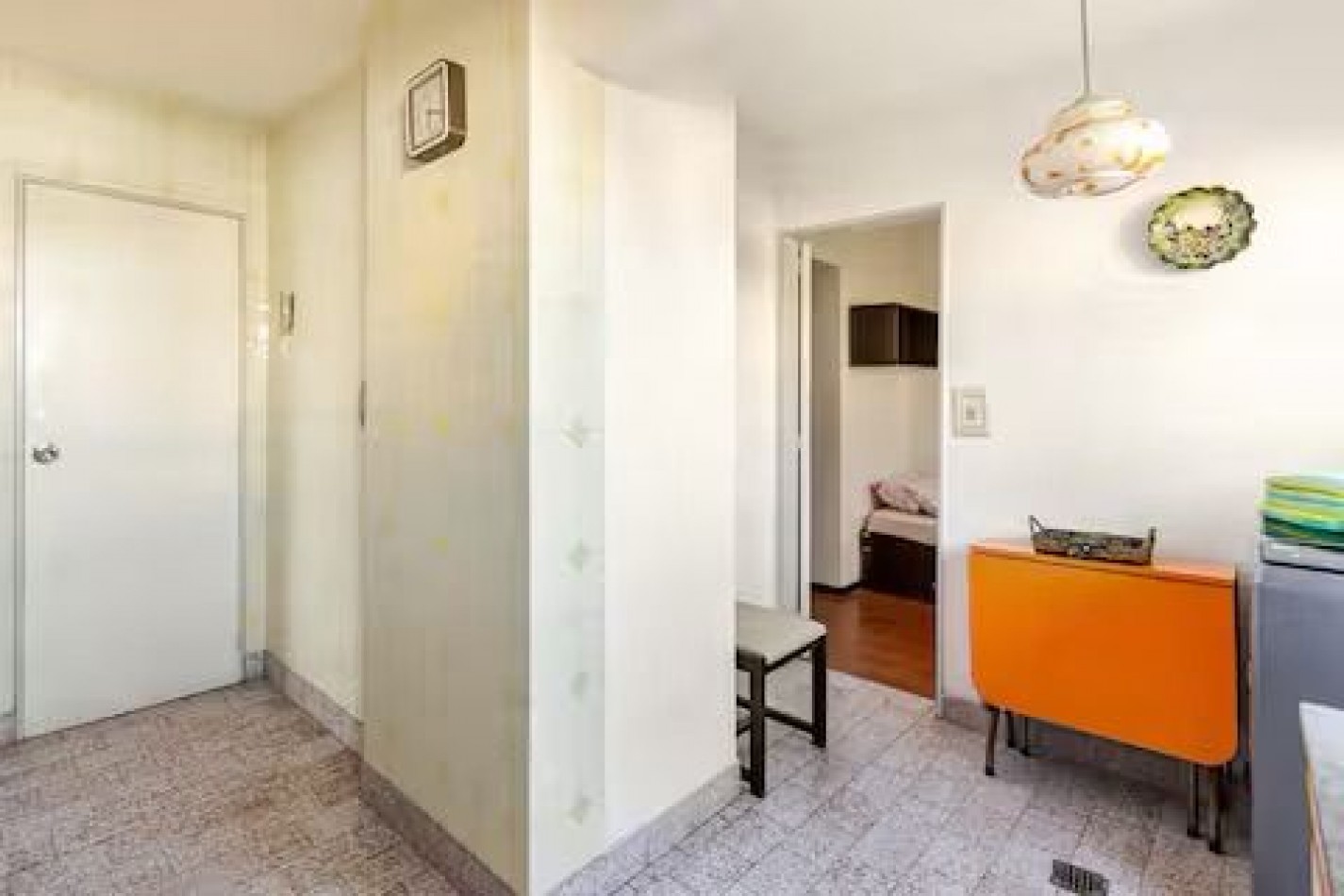 Se alquila departamento de 4 ambientes 