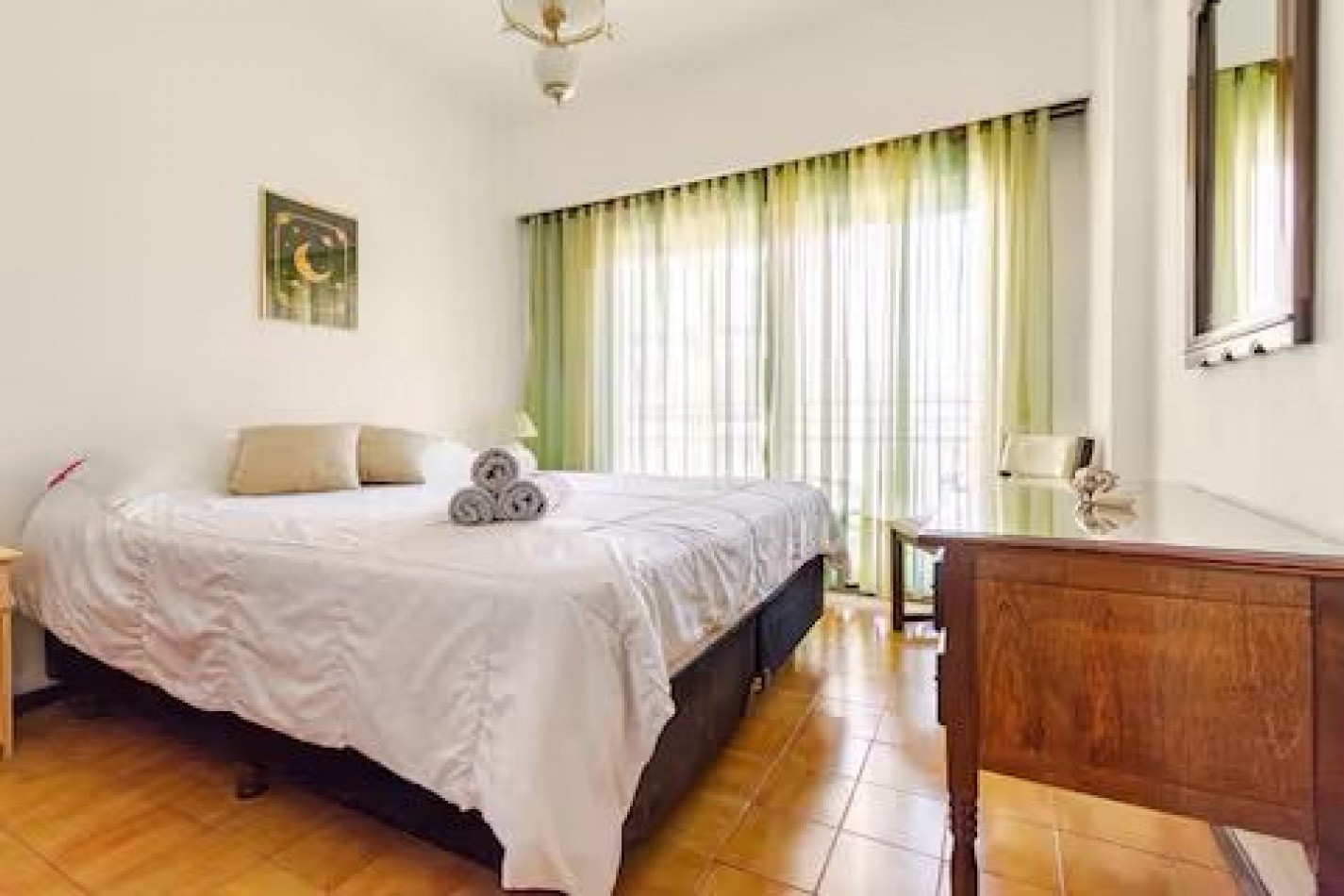 Se alquila departamento de 4 ambientes 