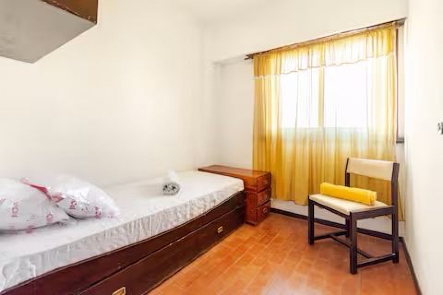 Se alquila departamento de 4 ambientes 