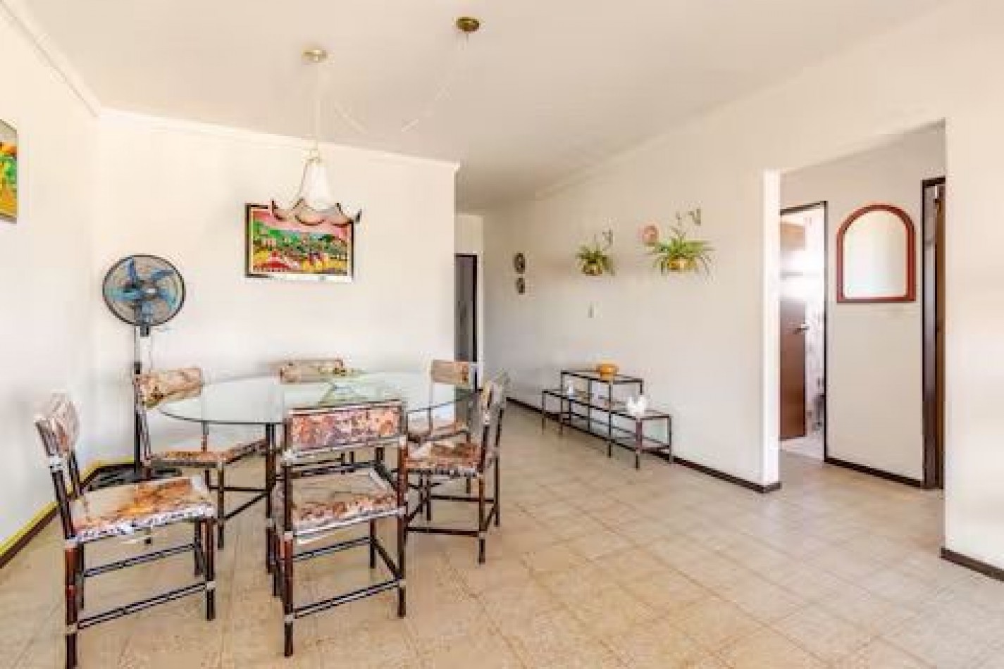 Se alquila departamento de 4 ambientes 