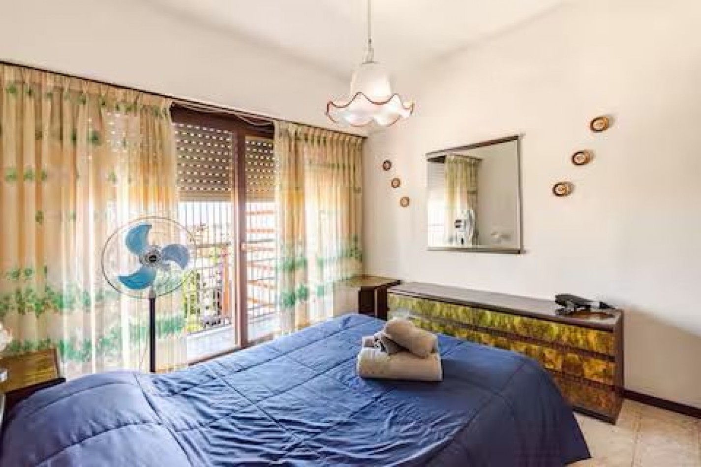 Se alquila departamento de 4 ambientes 