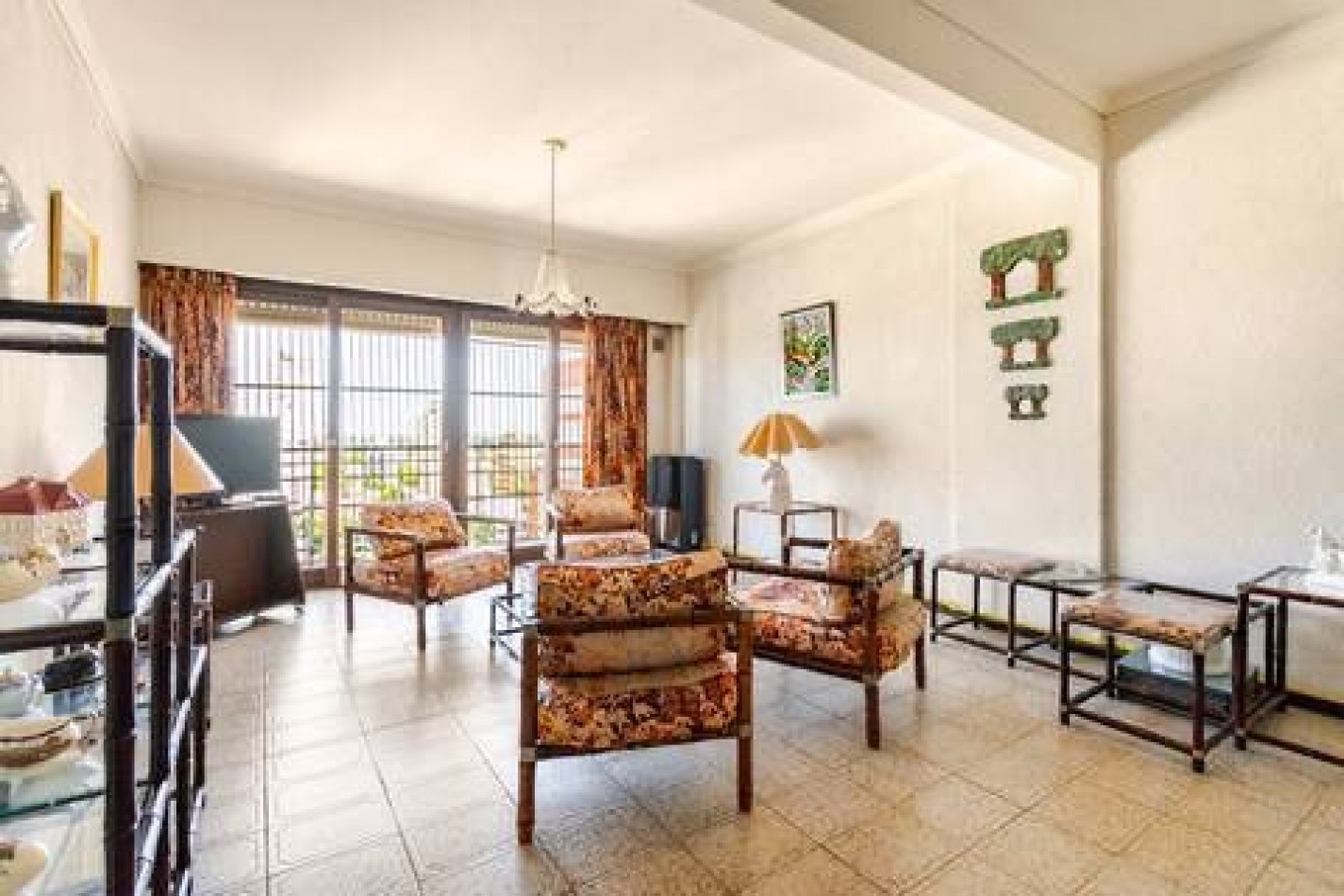 Se alquila departamento de 4 ambientes 