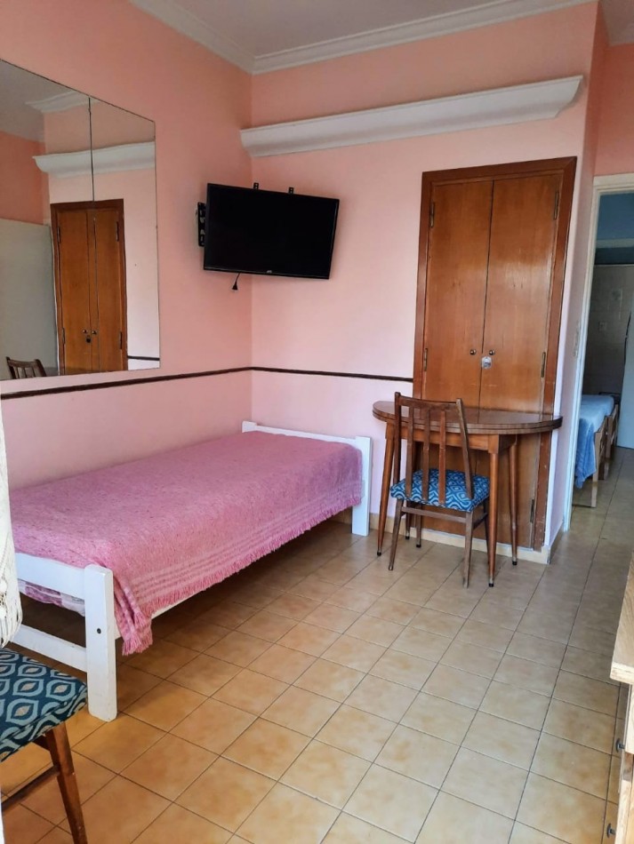 Vendo casa 2 ambientes 