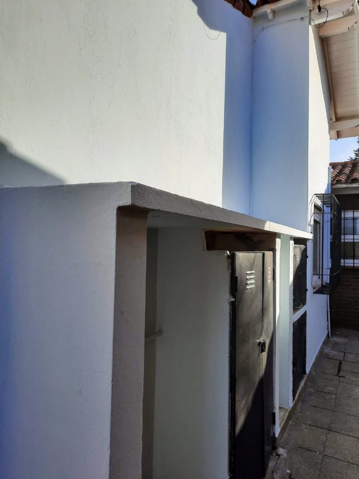 Vendo casa 2 ambientes 