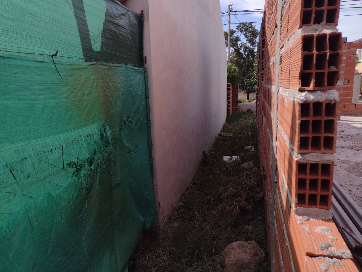 Venta de terreno con estructura