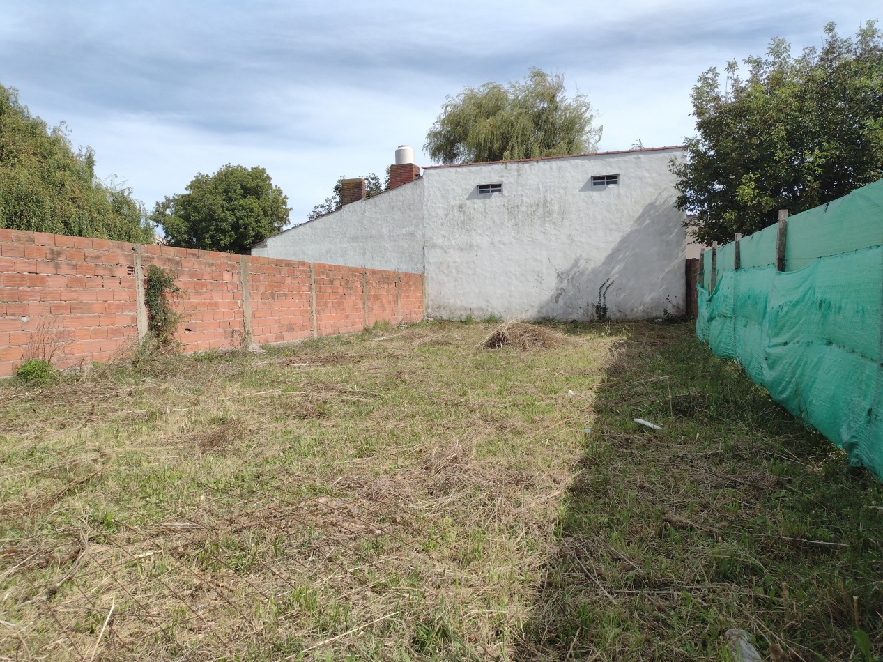 Venta de terreno con estructura