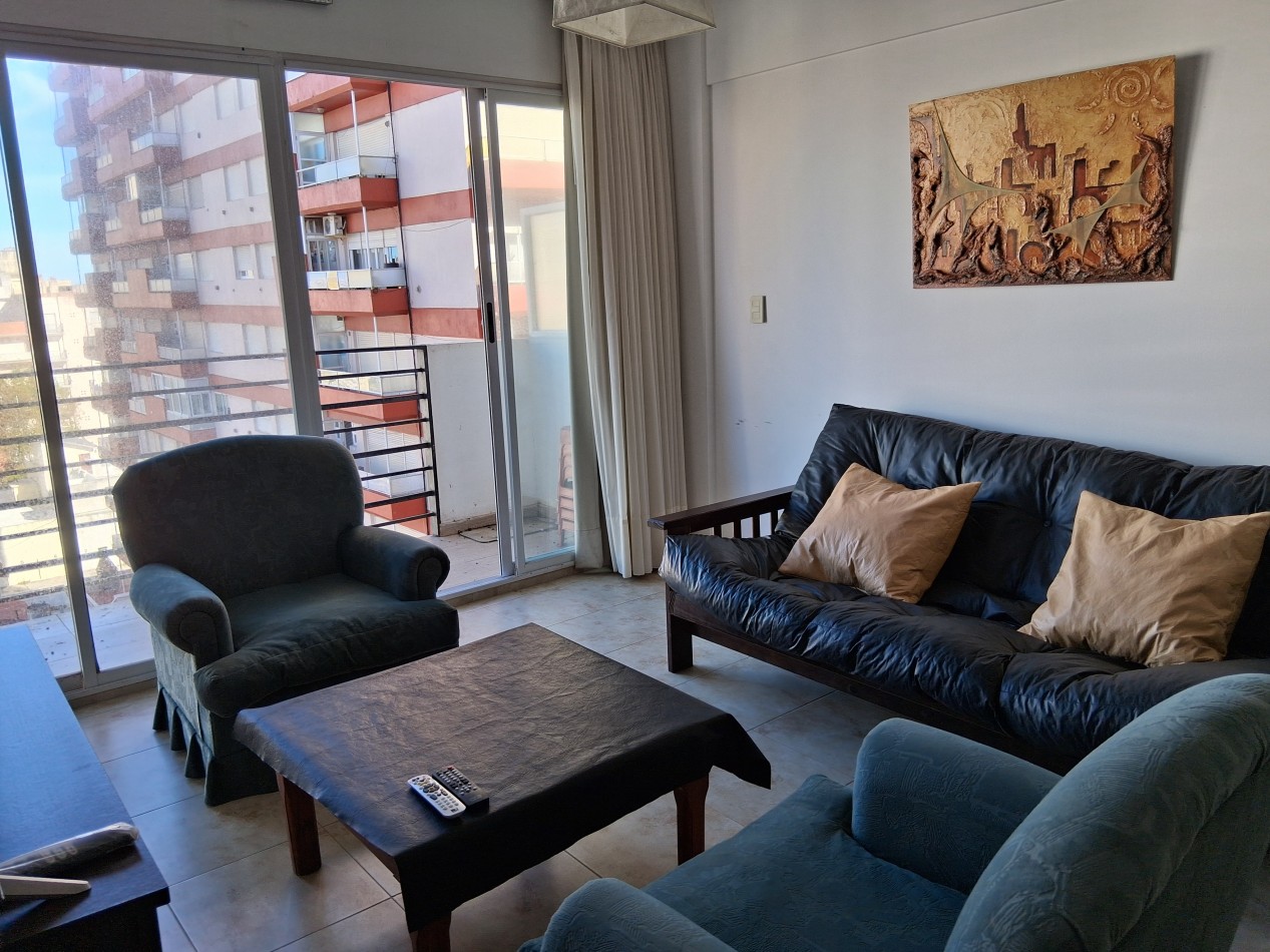 Venta departamento 3 ambientes con cochera