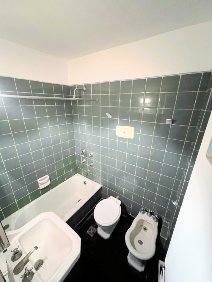 DEPARTAMENTO DE 2 AMBIENTES EN VENTA - MAR DEL PLATA