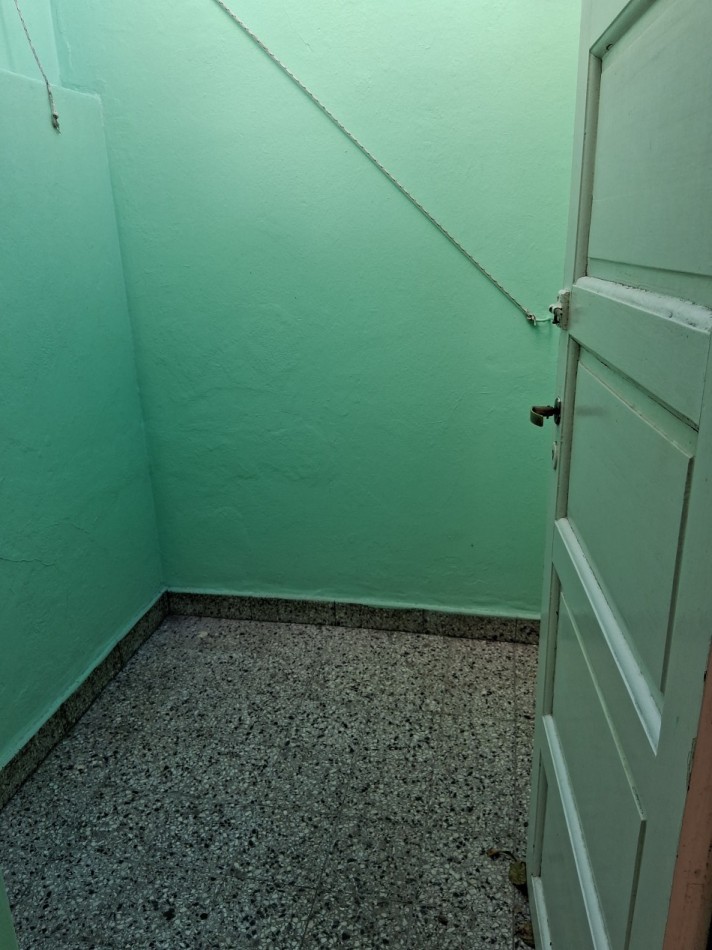 Vendo casa 2 ambientes 