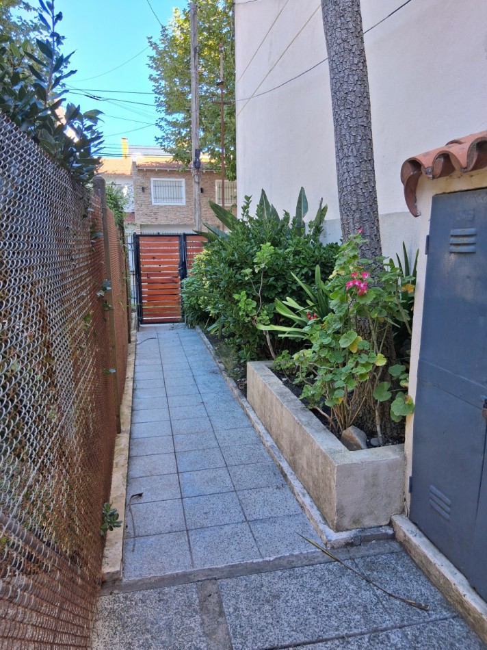 Vendo casa 2 ambientes 