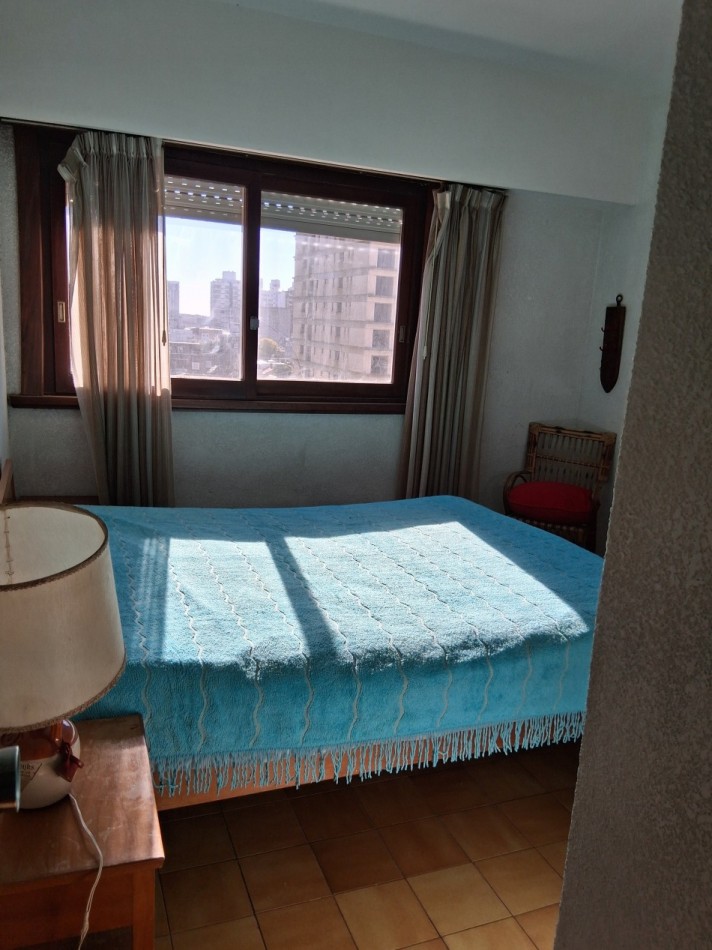 Alquilo departamento de 4 ambientes en zona 1 Miramar