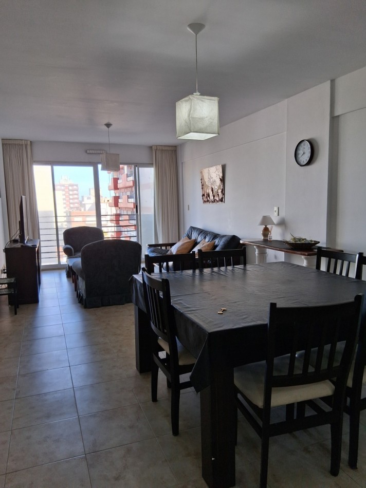 Venta departamento 3 ambientes con cochera