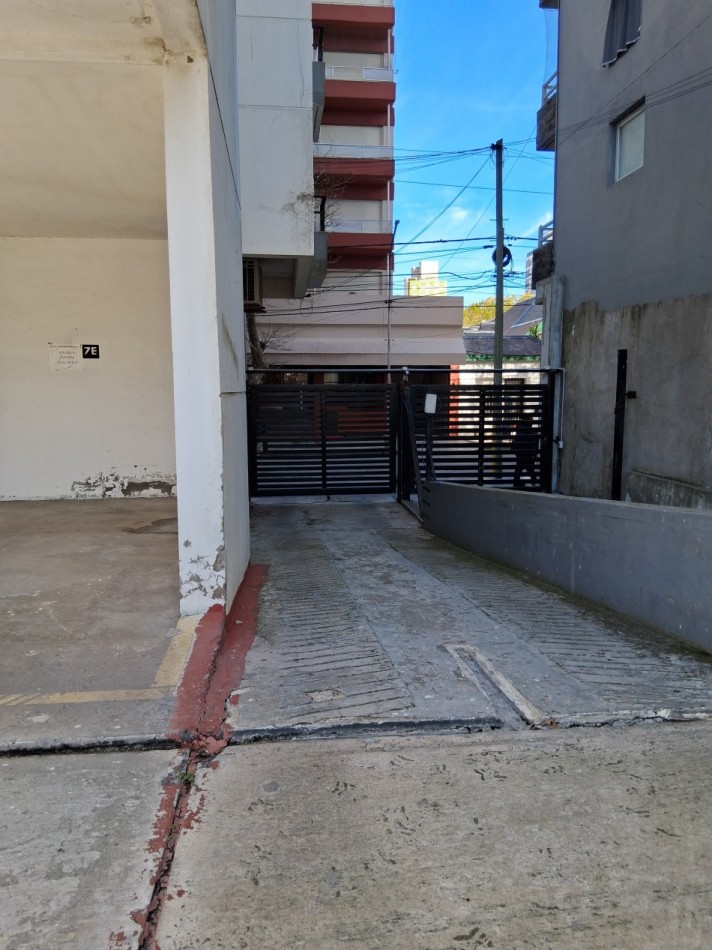 Venta departamento 3 ambientes con cochera