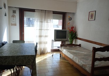 VENTA DEPARTAMENTO DE 2 AMBIENTES 