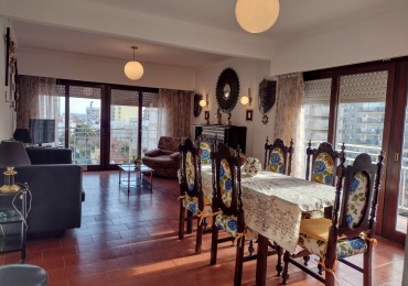 VENTA DEPARTAMENTO DE 4 AMBIENTES CON COCHERA 